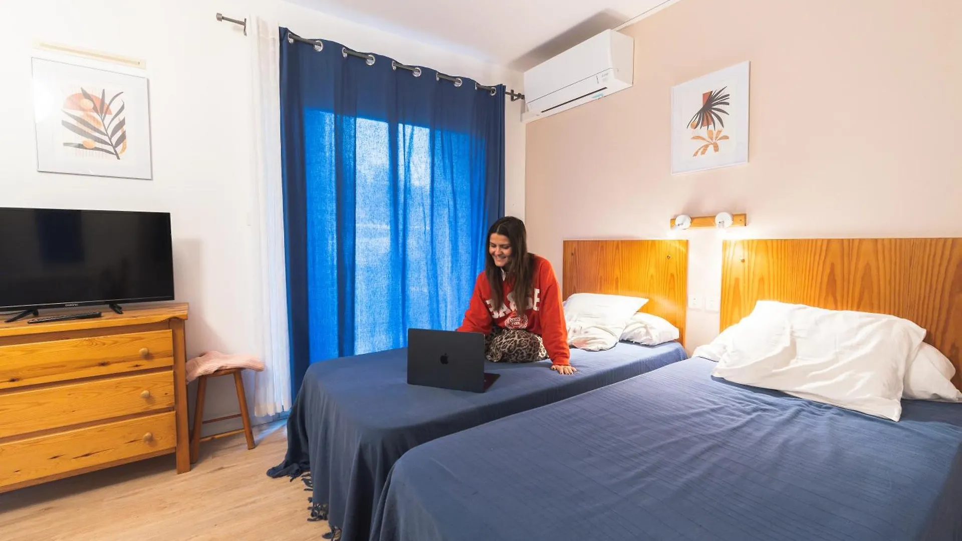 Les Mimosas - App 02 - Appartement Cosy Rdc Cazaubon Apartamento